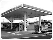 無人ガソリンスタンド防犯カメラ多店舗監視システム:防犯カメラ設置工事無料お見積もり受付中